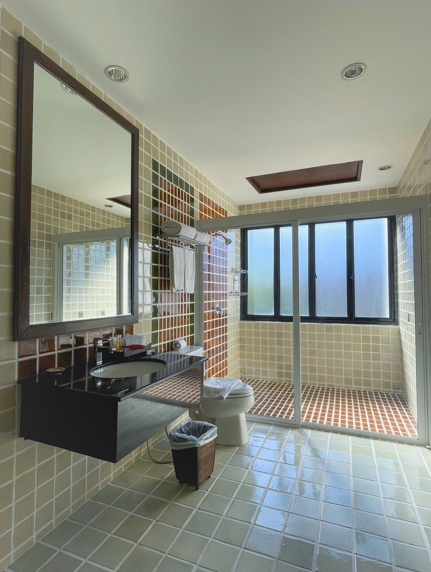 The Empire Nimman Hotel Чиангмай Екстериор снимка