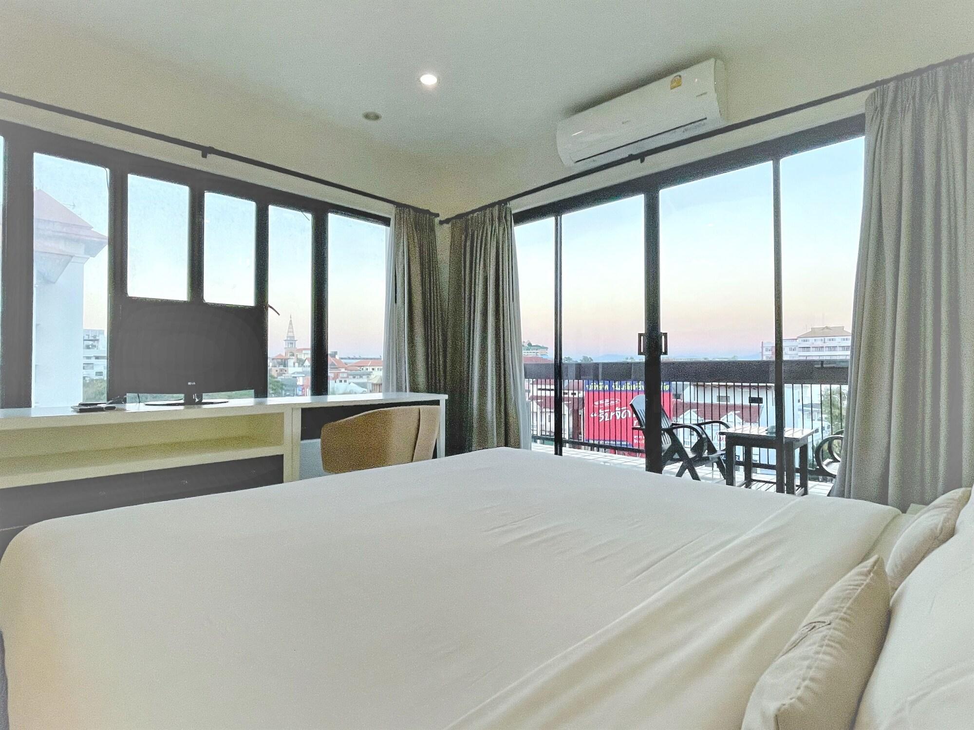 The Empire Nimman Hotel Чиангмай Екстериор снимка