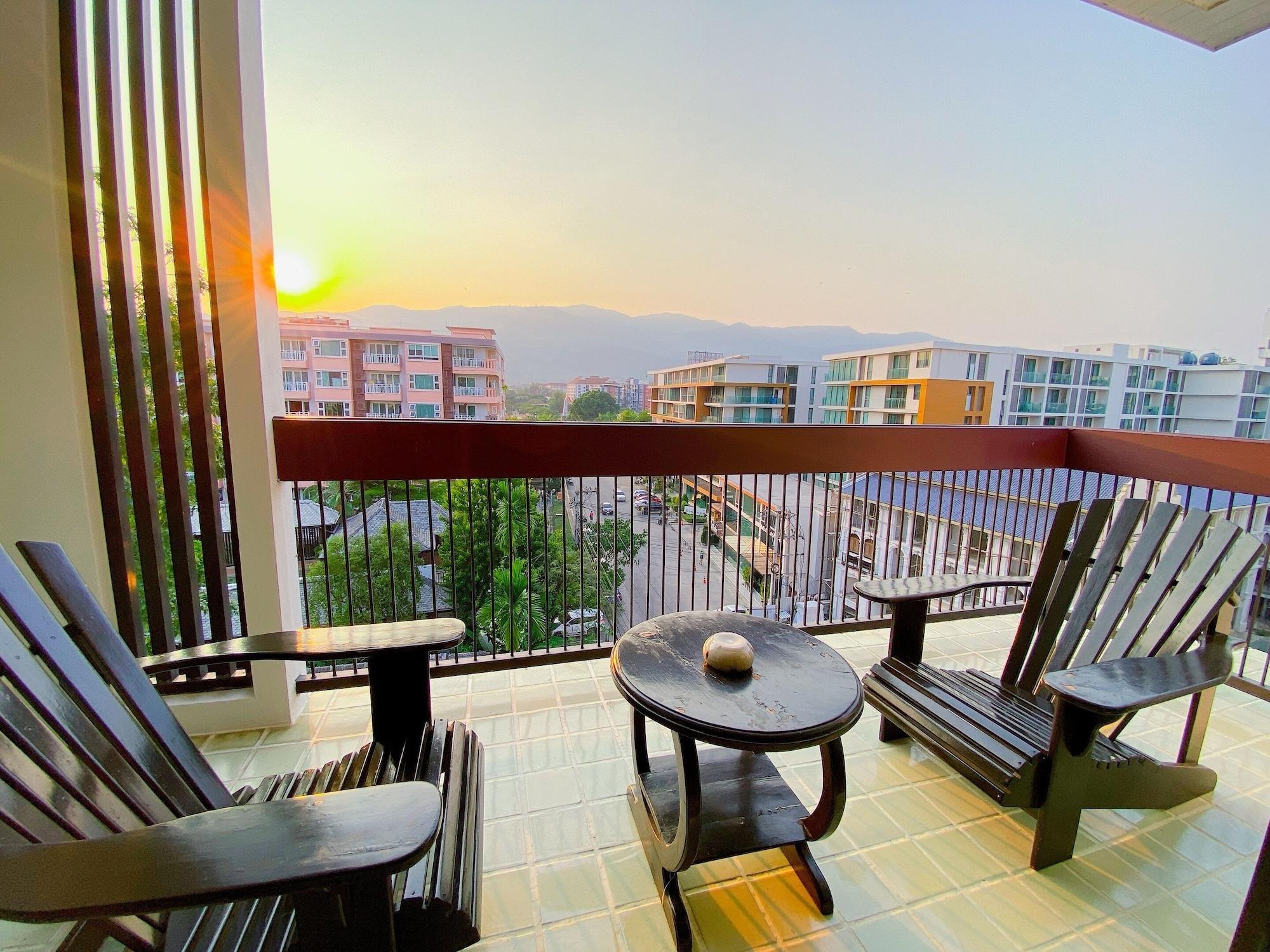 The Empire Nimman Hotel Чиангмай Екстериор снимка