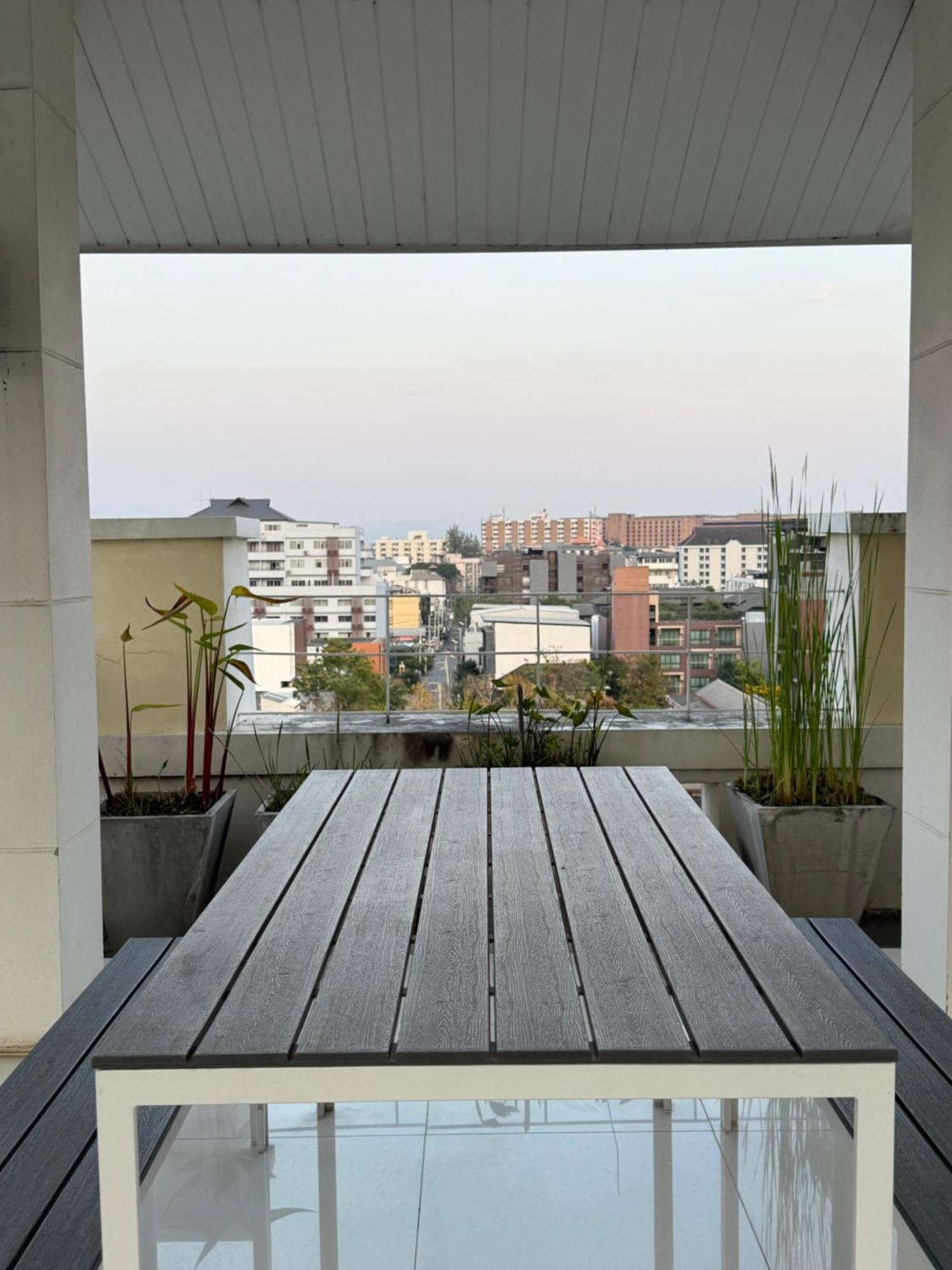 The Empire Nimman Hotel Чиангмай Екстериор снимка