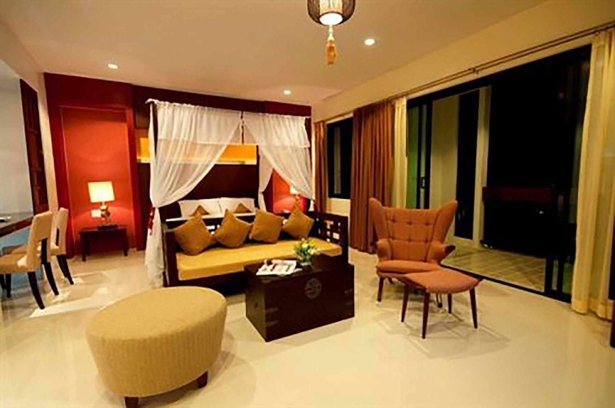 The Empire Nimman Hotel Чиангмай Екстериор снимка